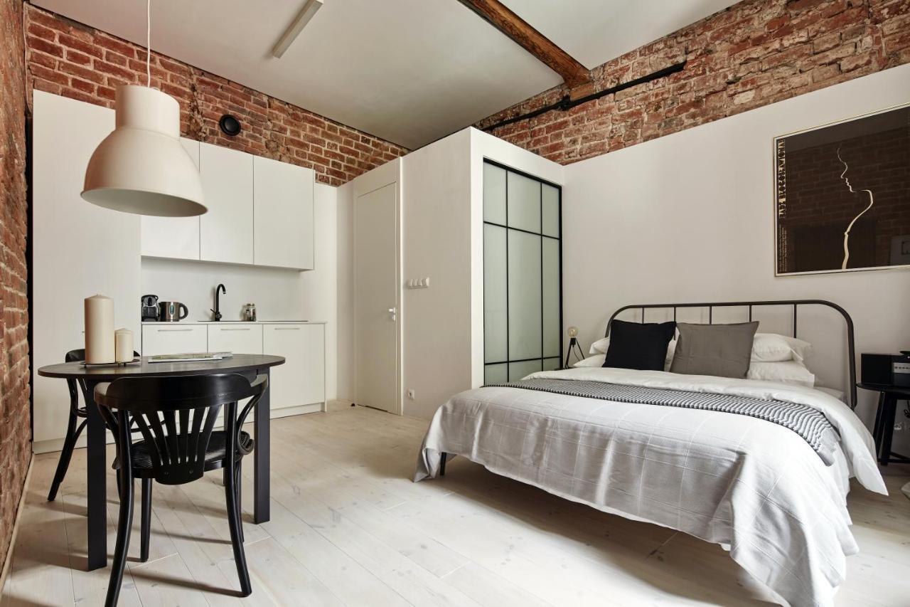 Old New - Prime Location On Main Square Apartment Krakau